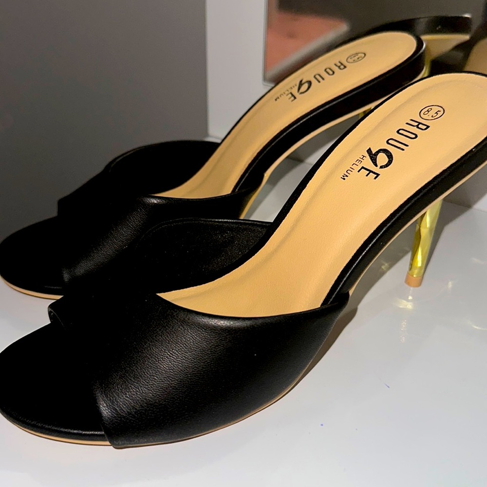 Black heel Sandals